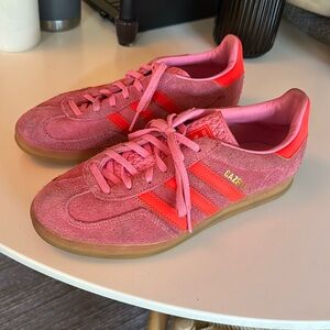 Adidas Pink Gazelle